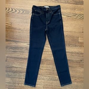 Madewell The Roadtripper Jegging in Dark Wash